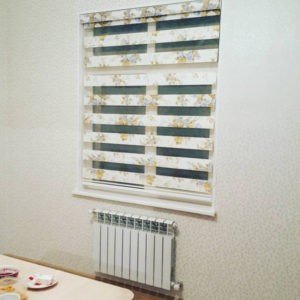 Подробнее о статье Горизонтальные жалюзи с цветами